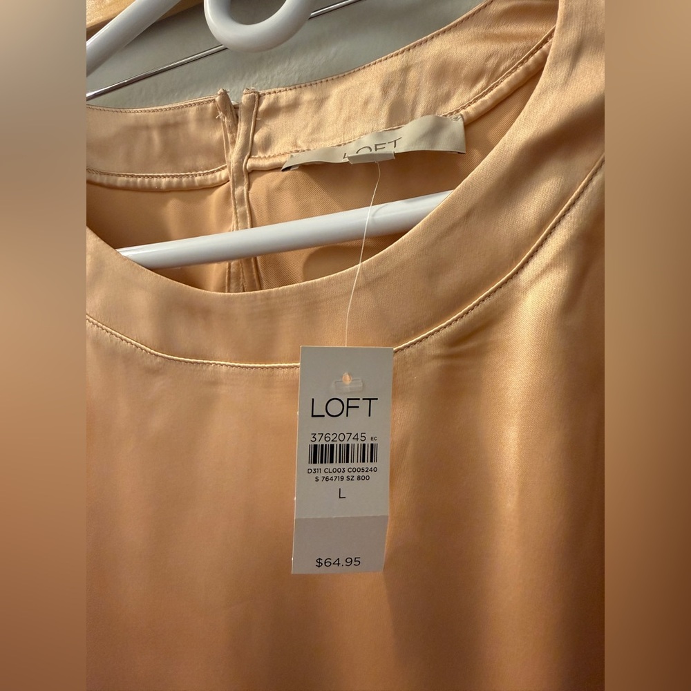 LOFT Champagne Satin Top - Picture 3 of 7